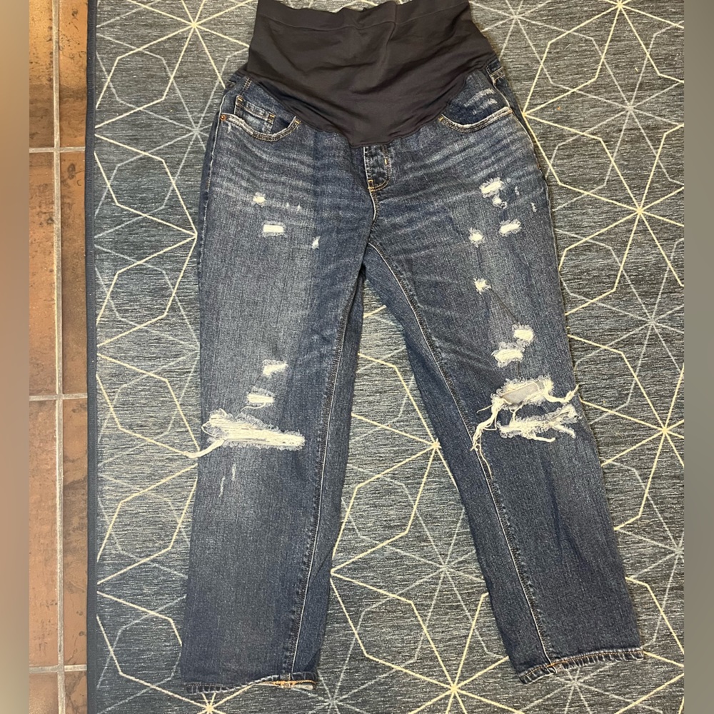 NWOT OLD NAVY maternity size 10 petite full panel boyfriend ripped jeans